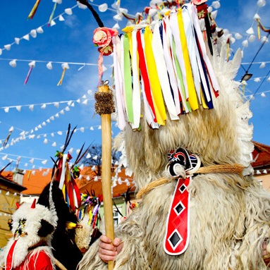 kostuum van Sloveense carnaval